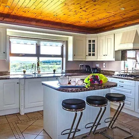 Mountscott Manor Milltown Malbay Сasa de vacaciones